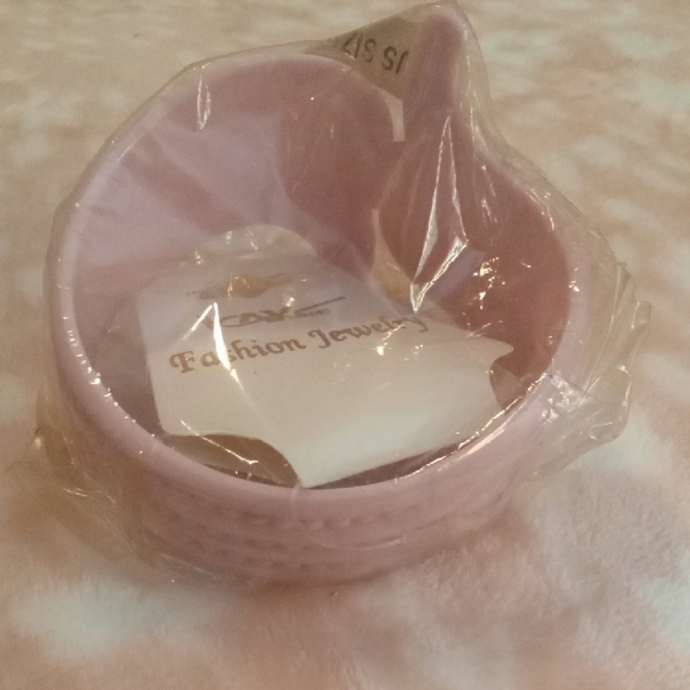 Pink Fashion Jewelry Basket